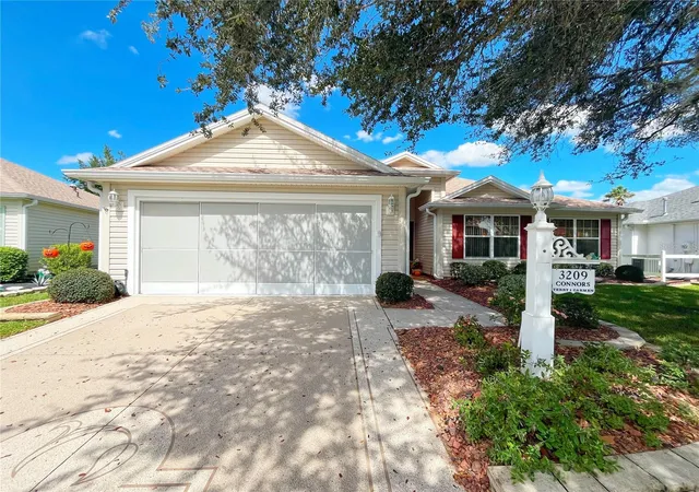 Photo 1 of Single family home for sale at 3209 Hampton Ln, The Villages, FL 32162 | MLS# G5118533 | Listing updated on 2026-10-06