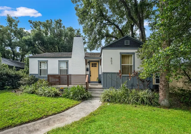 Single family home for sale at 803 E Hollywood St, TAMPA, FL 33604 | MLS# TB8554212