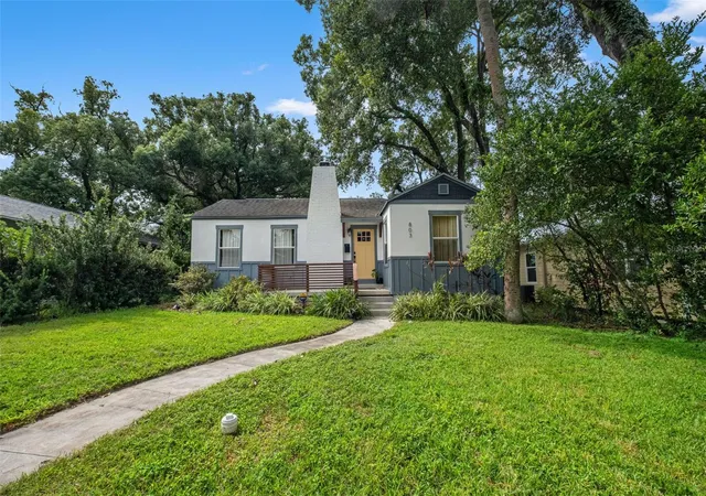 Photo 2 of Single family home for sale at 803 E Hollywood St, Tampa, FL 33604 | MLS# TB8554212 | Listing updated on 2026-10-03