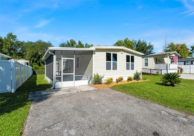 Photo 2 of Manufactured home for sale at 106 Cypress Dr, Debary, FL 32713 | MLS# O6446671 | Listing updated on 2026-10-02