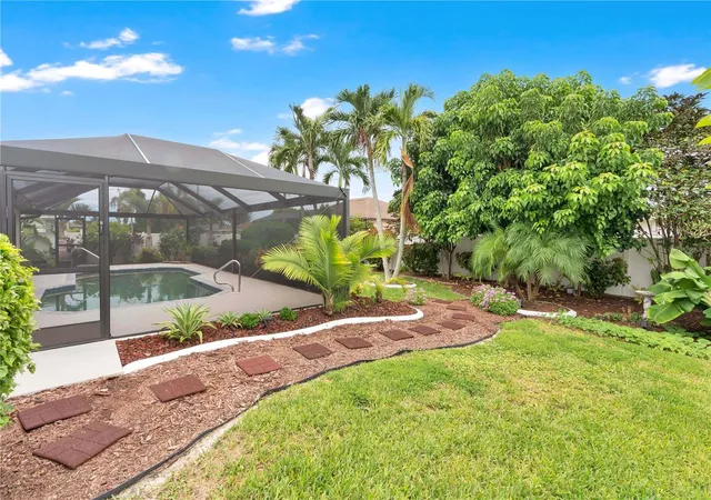 Photo 4 of Single family home for sale at 3926 SW 1st Avenue, Cape Coral, FL 33914 | MLS# V4951626 | Listing updated on 2026-10-11