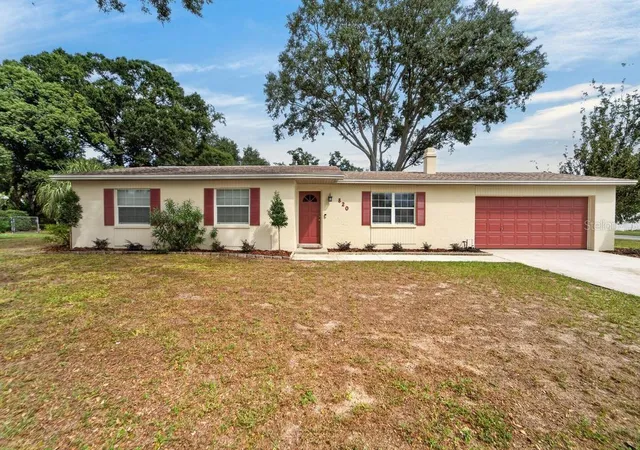 Photo 1 of Sale Pending at 820 Blackberry Ln, Brandon, FL 33511 | MLS# TB8554218 | Listing updated on 2026-10-19