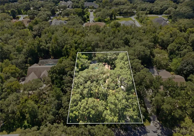 Photo 4 of Sale Pending at 390 W Britain St, Hernando, FL 34442 | MLS# OM733320 | Listing updated on 2026-10-05