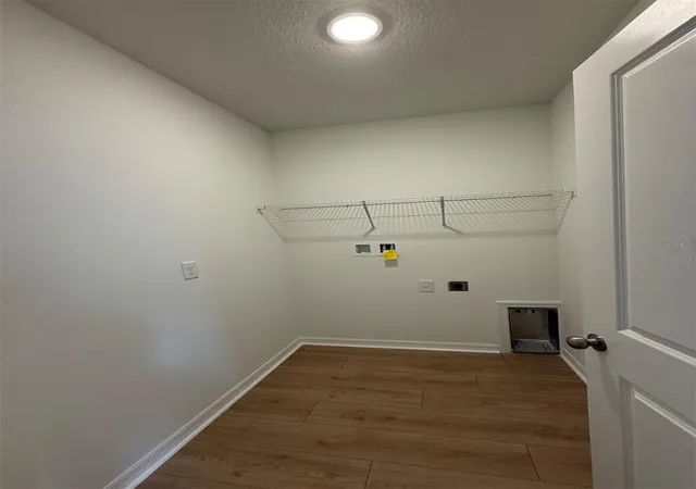 Photo 4 of Single family home for sale at 11414 Lake Louisa Ter, Sarasota, FL 34241 | MLS# A4708234 | Listing updated on 2026-10-02