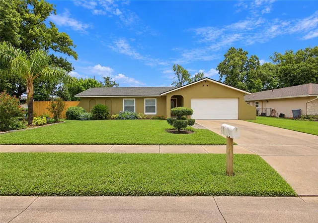 Single family home for sale at 313 Robin Hl Dr, ALTAMONTE SPRINGS, FL 32701 | MLS# OM733321