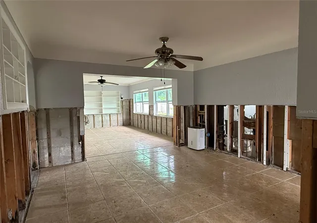 Photo 4 of Single family home for sale at 321 83rd Avenue NE, Saint Petersburg, FL 33702 | MLS# TB8554233 | Listing updated on 2026-10-19