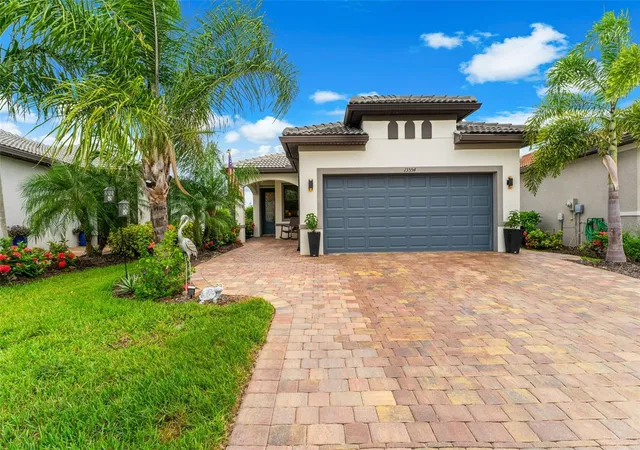 Photo 3 of Single family home for sale at 13554 Nobilio St, Venice, FL 34293 | MLS# N6146031 | Listing updated on 2026-10-20