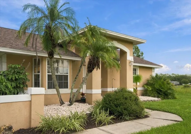 Single family home for sale at 4437 Flintlock Loop, LAKELAND, FL 33810 | MLS# L4965507