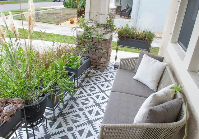 Photo 3 of Single family home for sale at 1040 10th Street N, Saint Petersburg, FL 33705 | MLS# TB8554241 | Listing updated on 2026-10-20