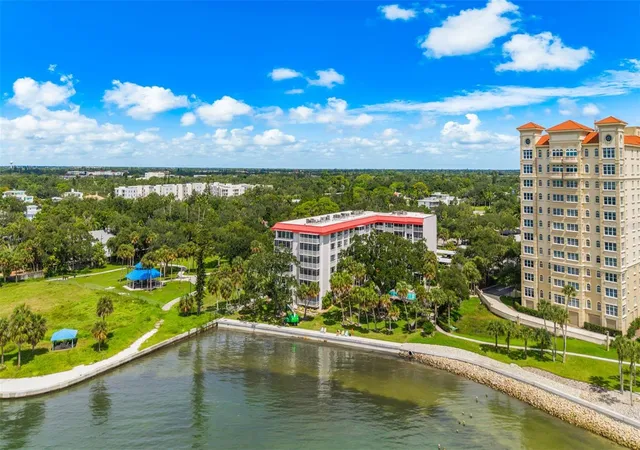 Photo 41 of Condo for sale at 1100 Imperial Dr #603, SARASOTA, FL 34236 | MLS# A4708241 | Listing updated on 2026-10-08