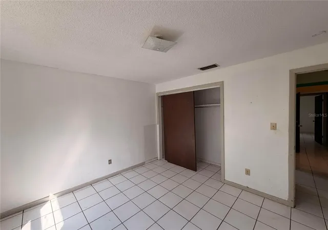 Photo 9 of Single family home for sale at 4618 Canna Dr, ORLANDO, FL 32839 | MLS# G5118537 | Listing updated on 2026-10-07