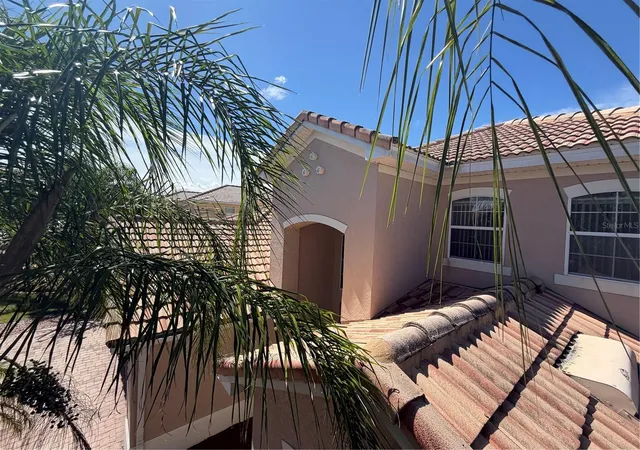 Photo 2 of Single family home for sale at 3811 Eagle Isles Cir, Kissimmee, FL 34746 | MLS# S5158740 | Listing updated on 2026-10-08