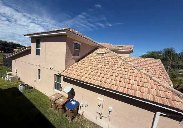 Photo 3 of Single family home for sale at 3811 Eagle Isles Cir, Kissimmee, FL 34746 | MLS# S5158740 | Listing updated on 2026-10-08