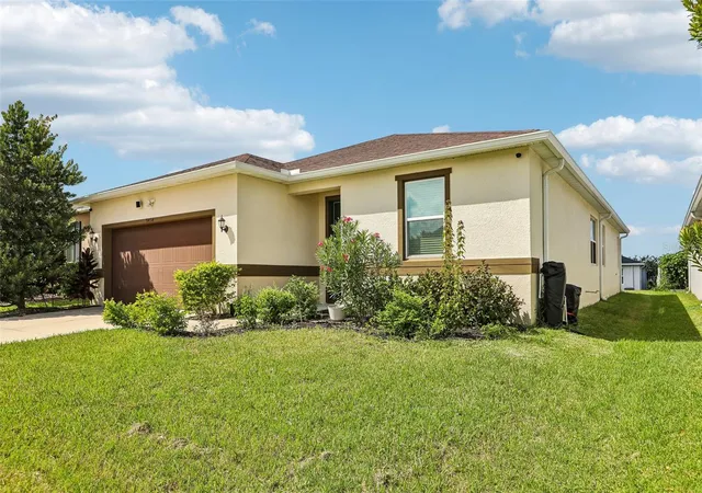 Photo 1 of Single family home for sale at 9454 Sanders Park Pl, Seffner, FL 33584 | MLS# O6446693 | Listing updated on 2026-10-06