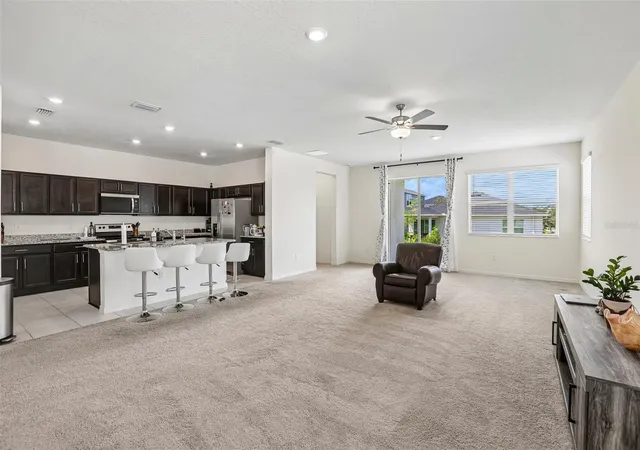 Photo 4 of Single family home for sale at 9454 Sanders Park Pl, Seffner, FL 33584 | MLS# O6446693 | Listing updated on 2026-10-06