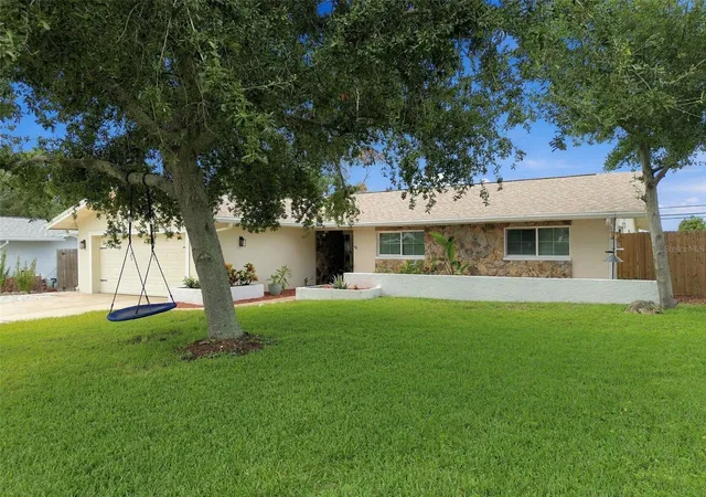 Photo 3 of Single family home for sale at 8830 140th Street N, Seminole, FL 33776 | MLS# TB8554253 | Listing updated on 2026-10-06