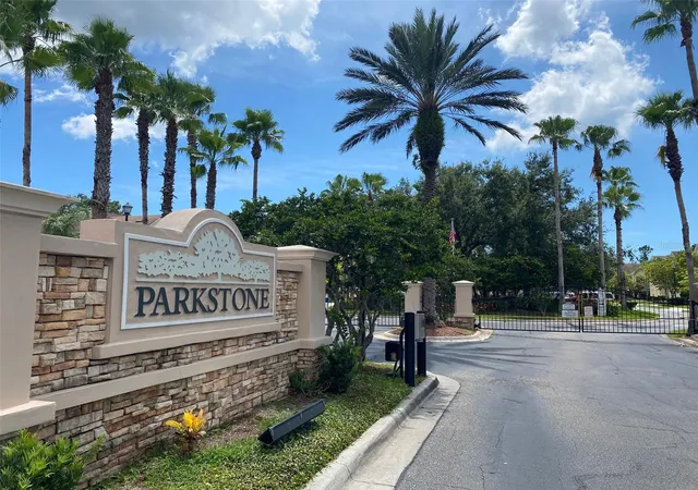 Photo 2 of Townhouse for sale at 4104 Crabtree Ave, Sarasota, FL 34233 | MLS# A4708242 | Listing updated on 2026-10-02