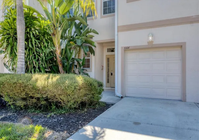 Photo 40 of Townhouse for sale at 4104 Crabtree Ave, SARASOTA, FL 34233 | MLS# A4708242 | Listing updated on 2026-10-02