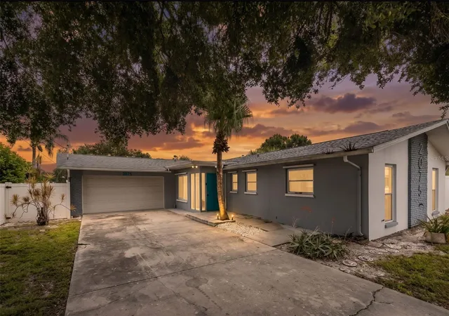 Single family home for sale at 2075 N Keene Rd, CLEARWATER, FL 33755 | MLS# TB8554259