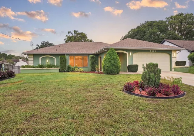 Photo 1 of Single family home for sale at 5100 Abagail Dr, Spring Hill, FL 34608 | MLS# W7890026 | Listing updated on 2026-10-03
