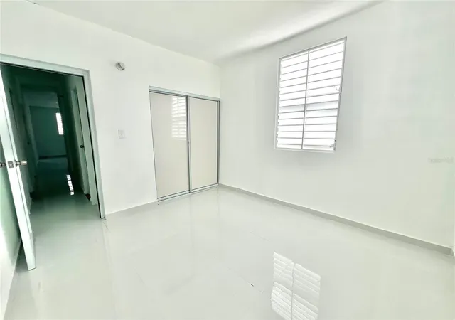 Photo 3 of Townhouse for sale at 7 Jr, San Juan, PR 00921 | MLS# PR9124654 | Listing updated on 2026-10-02