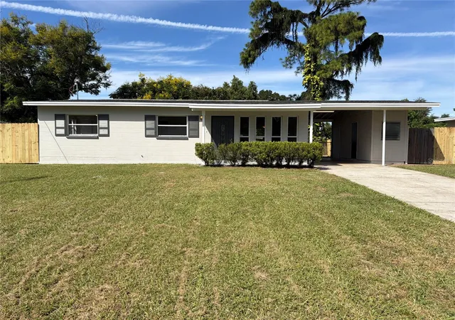 Photo 1 of Sale Pending at 509 Clearfield Rd, Brandon, FL 33511 | MLS# O6446700 | Listing updated on 2026-10-21