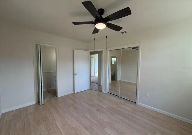 Photo 3 of Sale Pending at 509 Clearfield Rd, Brandon, FL 33511 | MLS# O6446700 | Listing updated on 2026-10-21
