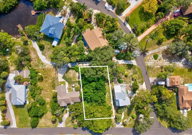 Photo 3 of Land for sale at 0 Bluff Blvd, Holiday, FL 34691 | MLS# W7890027 | Listing updated on 2026-10-08