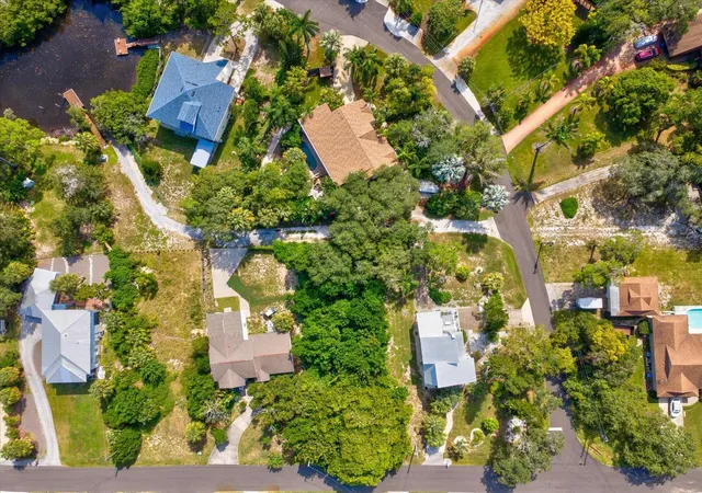 Photo 3 of Land for sale at 0 Bluff Blvd, Holiday, FL 34691 | MLS# W7890027 | Listing updated on 2026-10-08