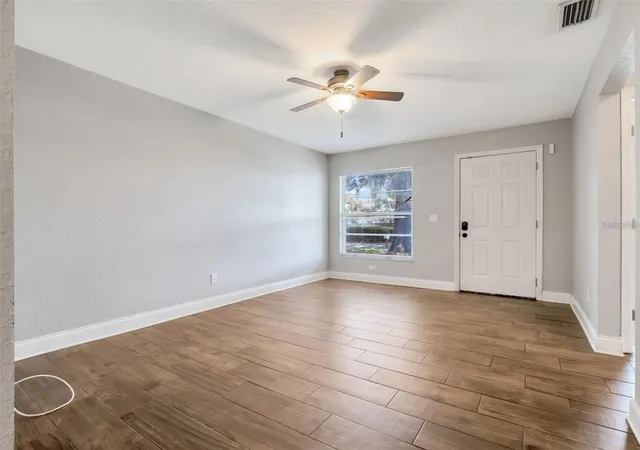 Listing Photo 4 - Condo for sale in building located at 251 N Plant St, WINTER GARDEN, FL 34787