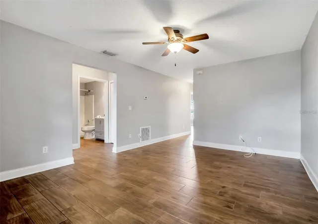 Listing Photo 5 - Condo for sale in building located at 251 N Plant St, WINTER GARDEN, FL 34787