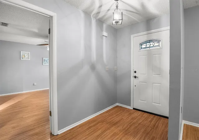 Photo 3 of Single family home for sale at 4302 Shadow Wood Ln, Winter Haven, FL 33880 | MLS# S5158743 | Listing updated on 2026-10-02