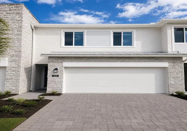 Townhouse for sale at 409 Bogey Dr, DAVENPORT, FL 33896 | MLS# O6446705