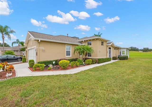 Photo 4 of Condo for sale at 2057 Inverness Greens Dr, Sun City Center, FL 33573 | MLS# TB8554271 | Listing updated on 2026-10-09