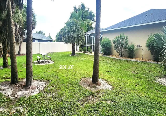Photo 4 of Single family home for sale at 4639 Kenoska St, North Port, FL 34288 | MLS# N6146035 | Listing updated on 2026-10-07