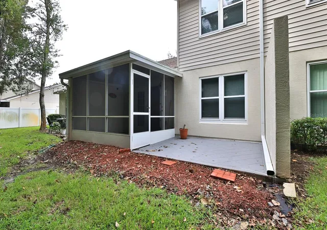 Photo 2 of Single family home for sale at 3012 Oak Hammock Dr, Port Orange, FL 32129 | MLS# O6446710 | Listing updated on 2026-10-03