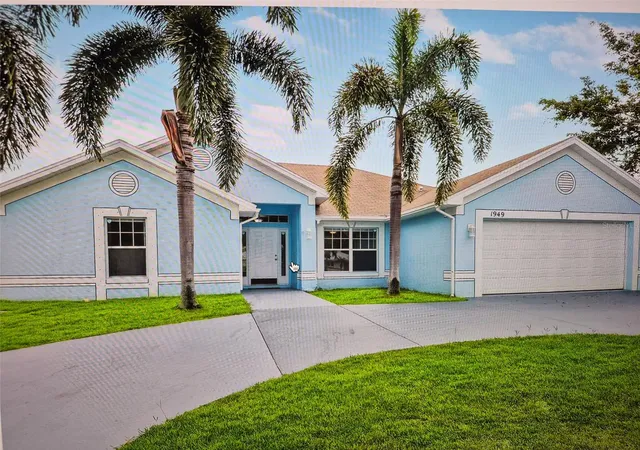 Photo 1 of Single family home for sale at 1949 Se Airoso Blvd, Port Saint Lucie, FL 34984 | MLS# TB8554279 | Listing updated on 2026-10-02