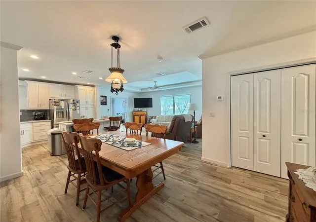 Photo 3 of Manufactured home for sale at 198 Jacaranda Dr, Leesburg, FL 34748 | MLS# G5118541 | Listing updated on 2026-10-07