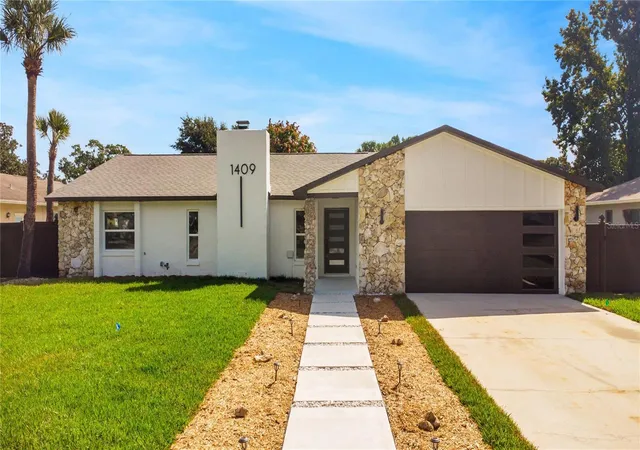 Photo 1 of Single family home for sale at 1409 Aster Ct, Winter Park, FL 32792 | MLS# S5158750 | Listing updated on 2026-10-07