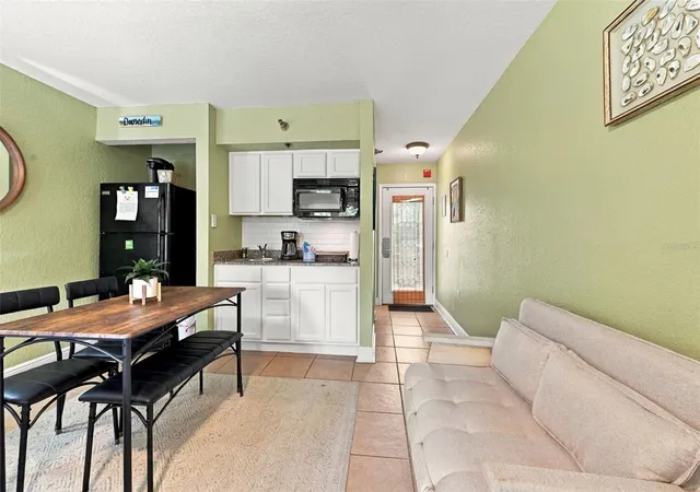Photo 3 of Condo for sale at 1420 Bayshore Blvd #409, Dunedin, FL 34698 | MLS# TB8554287 | Listing updated on 2026-10-06