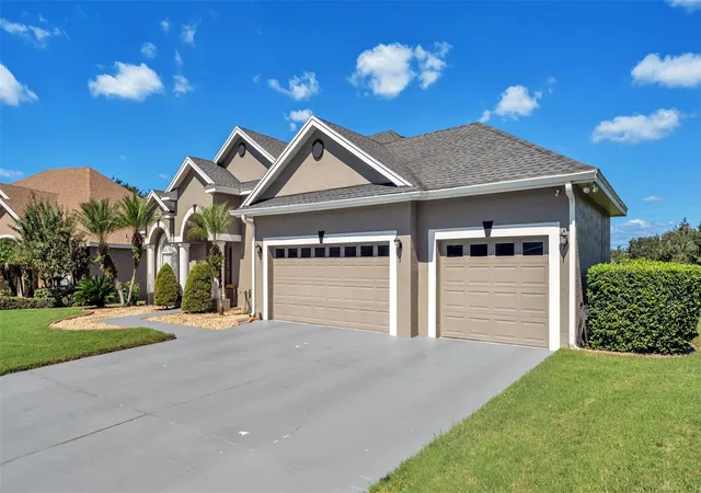 Photo 2 of Sale Pending at 6720 Hartsworth Dr, Lakeland, FL 33813 | MLS# L4965511 | Listing updated on 2026-10-22