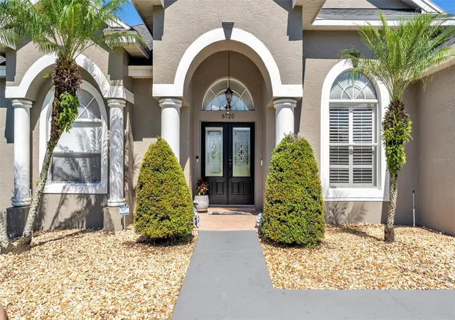 Photo 3 of Sale Pending at 6720 Hartsworth Dr, Lakeland, FL 33813 | MLS# L4965511 | Listing updated on 2026-10-22