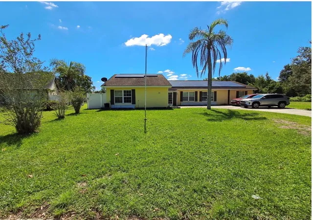 Photo 1 of Single family home for sale at 28 Chip Ct, Kissimmee, FL 34759 | MLS# S5158751 | Listing updated on 2026-10-02