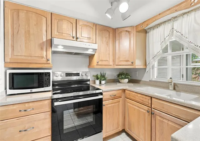Photo 3 of Condo for sale at 4158 Tamiami Trl #P4, Port Charlotte, FL 33952 | MLS# C7531487 | Listing updated on 2026-10-03