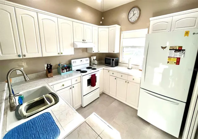 Photo 4 of Single family home for sale at 6525 Garland St, Fort Myers, FL 33966 | MLS# S5158752 | Listing updated on 2026-10-08
