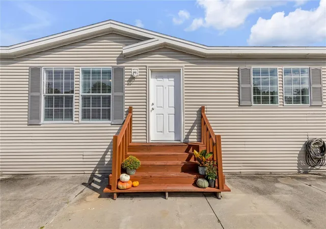 Photo 2 of Manufactured home for sale at 5407 Landis Ave, Port Orange, FL 32127 | MLS# NS1089411 | Listing updated on 2026-10-03