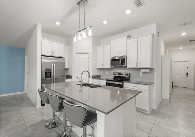Photo 4 of Single family home for sale at 4260 Green Gables Pl, Kissimmee, FL 34746 | MLS# O6446728 | Listing updated on 2026-10-06