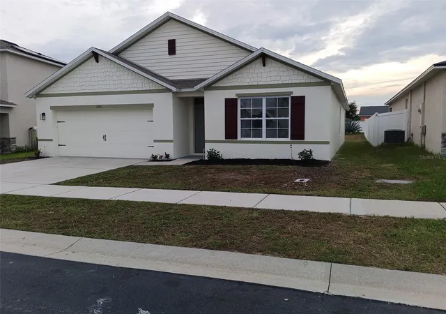 Photo 2 of Single family home for sale at 3101 Royal Tern Dr, Winter Haven, FL 33881 | MLS# O6446739 | Listing updated on 2026-10-03
