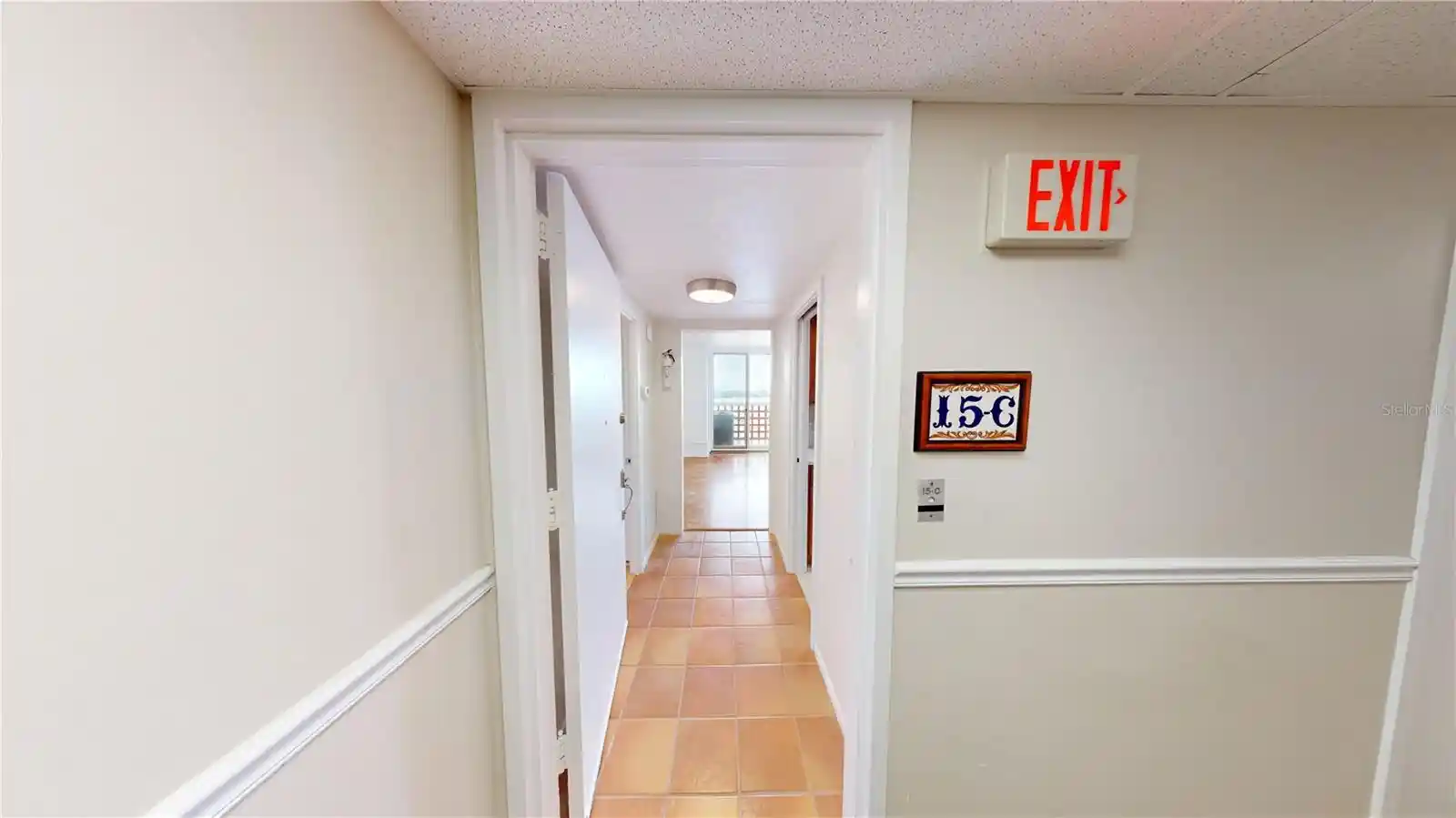 Listing Photo 2 - Condo for sale in 4015 Bayshore Blvd located at 4015 Bayshore Blvd, Tampa, FL 33611 - Unit #15C