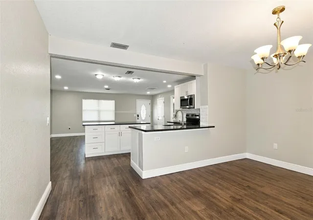 Photo 4 of Single family home for sale at 348 Hartwood Ave, Spring Hill, FL 34606 | MLS# O6446748 | Listing updated on 2026-10-03